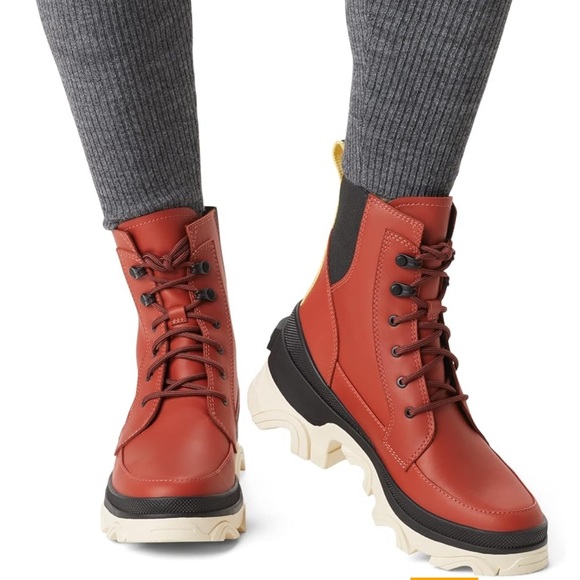 Brex™ Lace-Up Waterproof Bootie - Picture 5 of 12